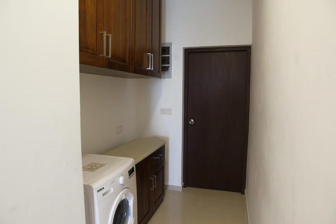 Aqua Vista Apartamento Uswetakeiyawa Exterior foto